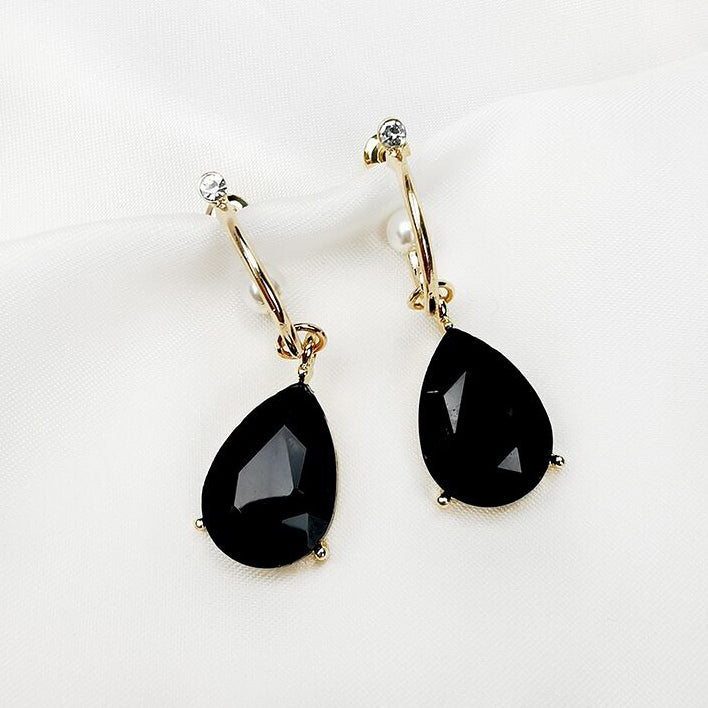 Elara Black Teardrop Classic Earrings