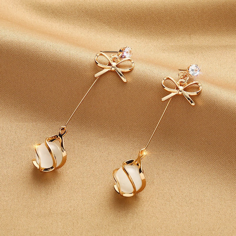 Vida Bow Drop Pearl Earrings