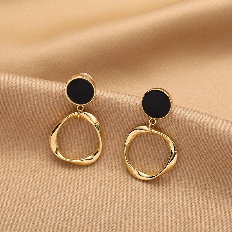 Ava Black Loop Earrings