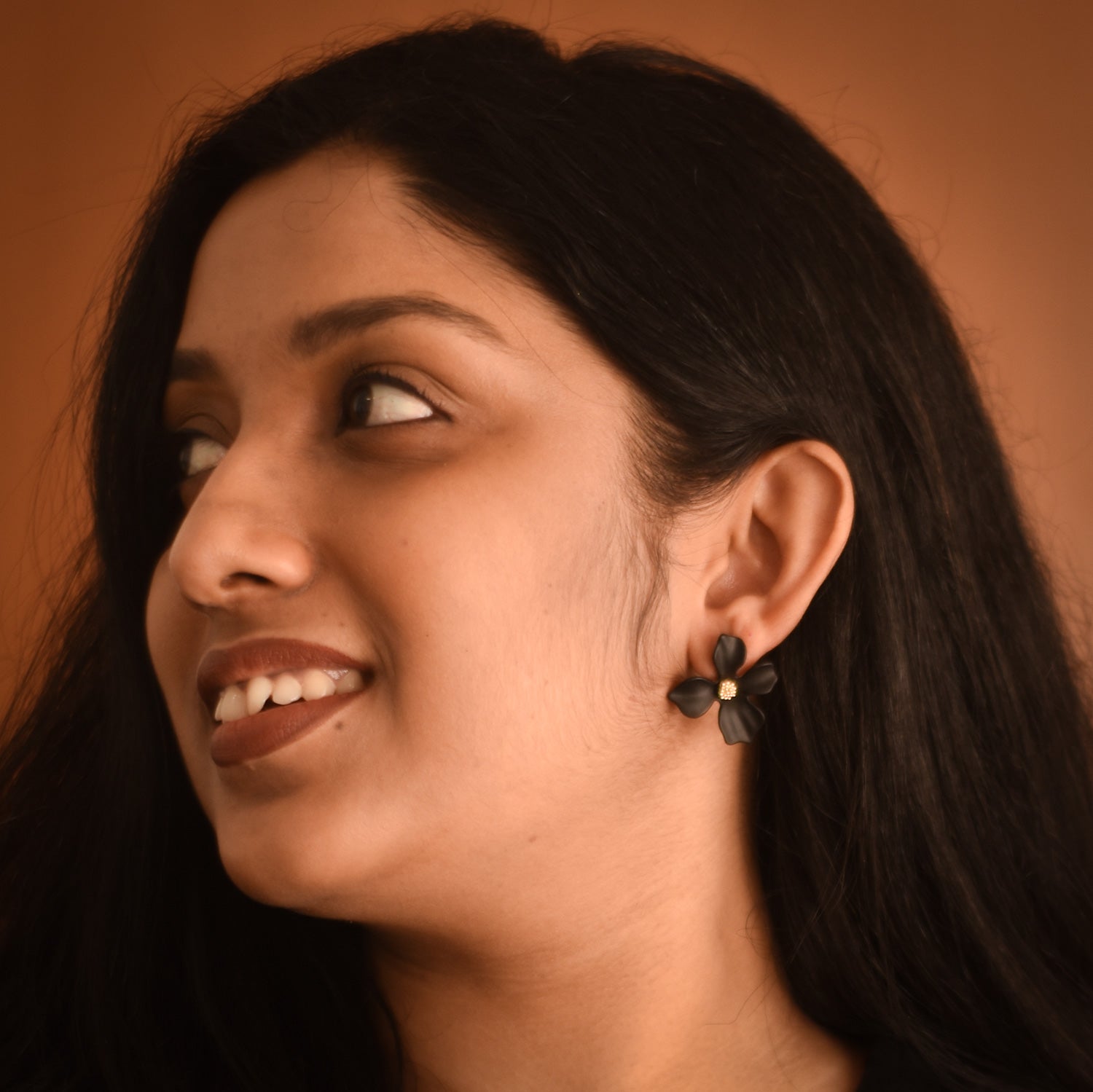 Noir Bloom Stud Earrings