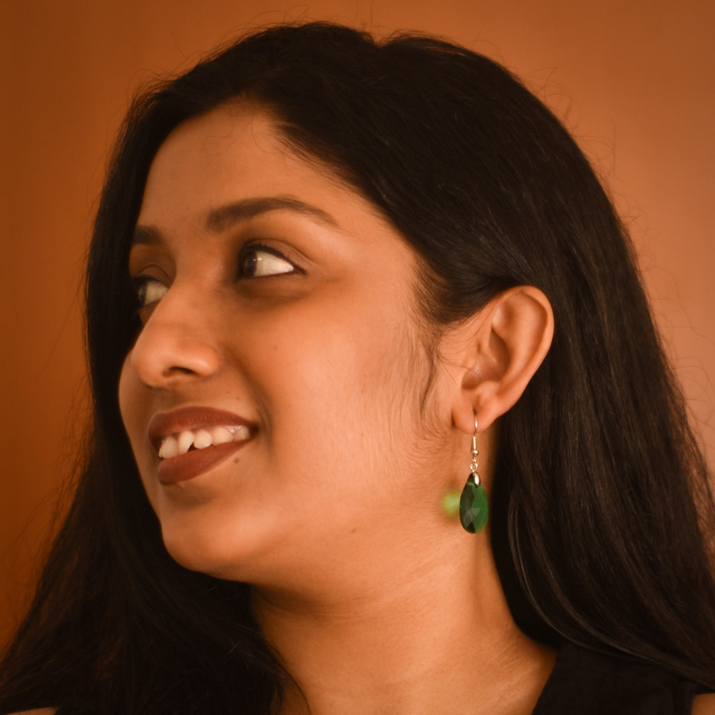 Elara Green Drop Earrings