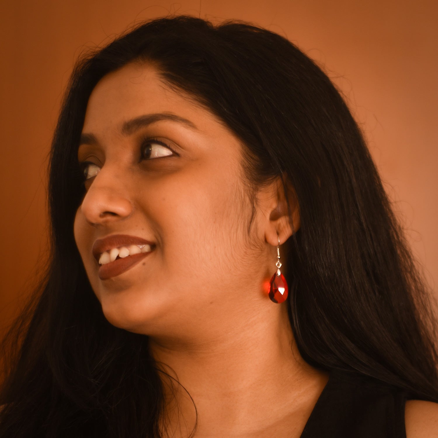 Elara Red Drop Earrings