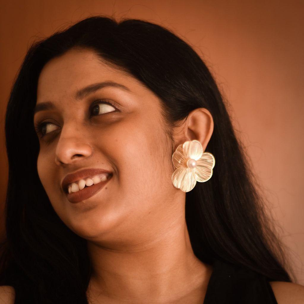 Aurielle Pearl Bloom Studs