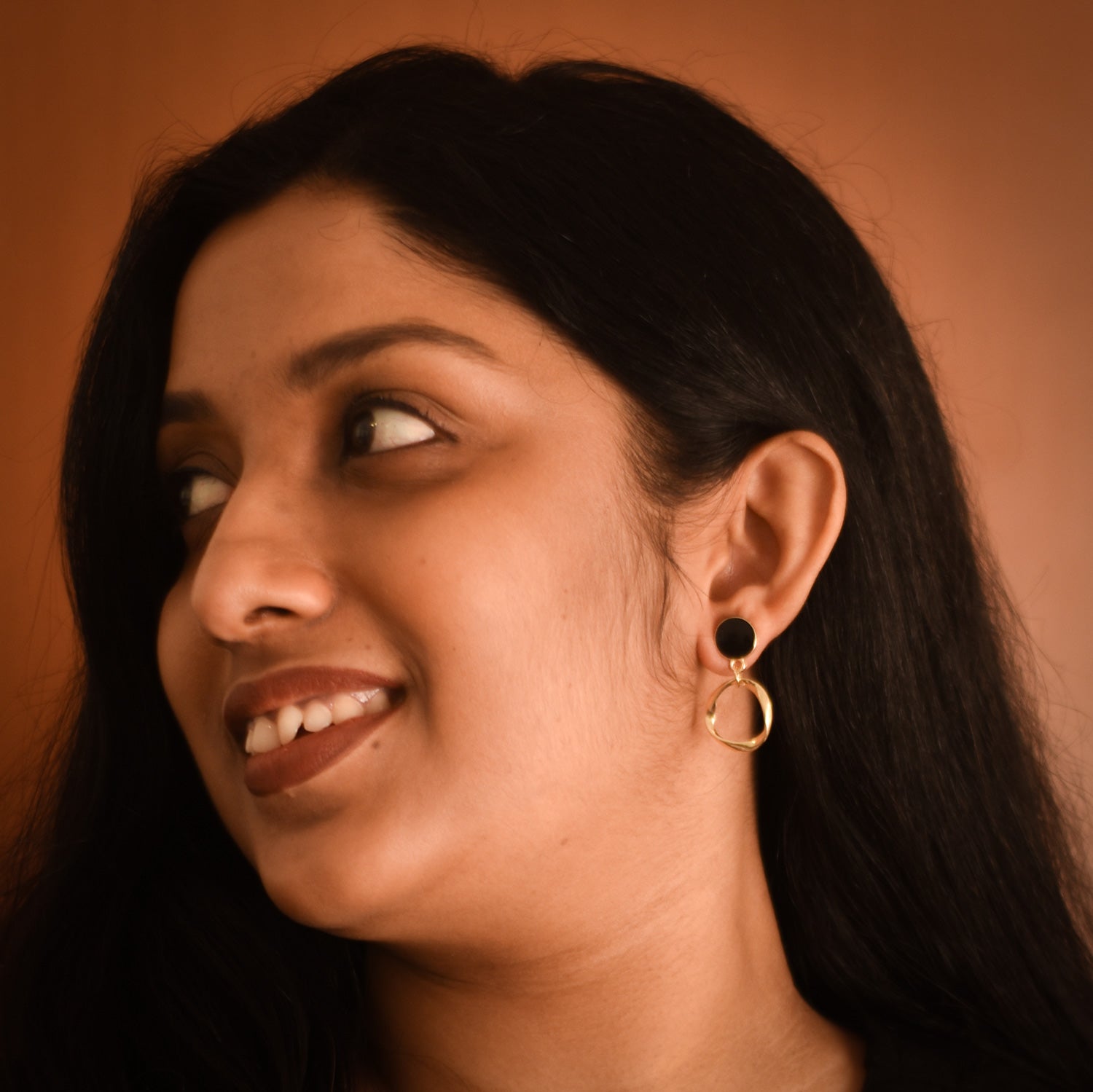 Ava Black Loop Earrings