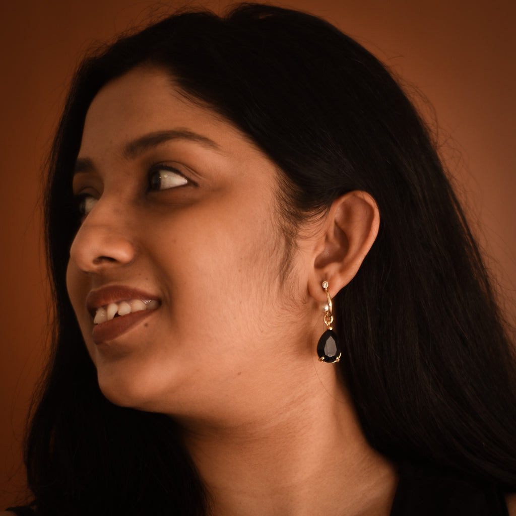 Elara Black Teardrop Classic Earrings