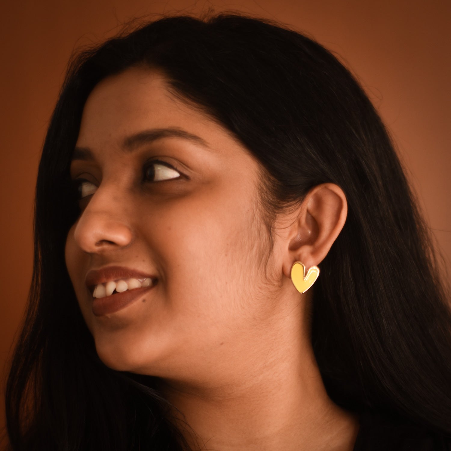 Mila Mustard Heart Studs