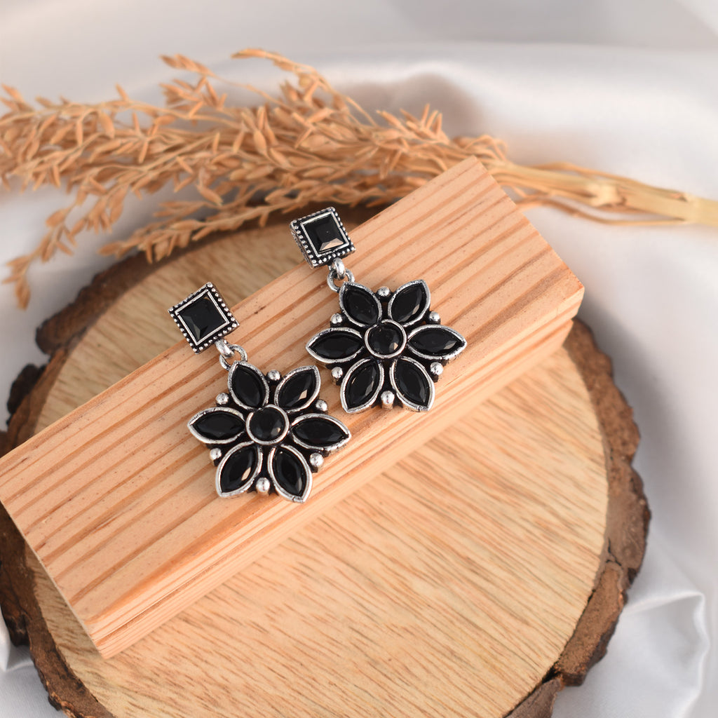 Pallavi Black Oxidised Earrings