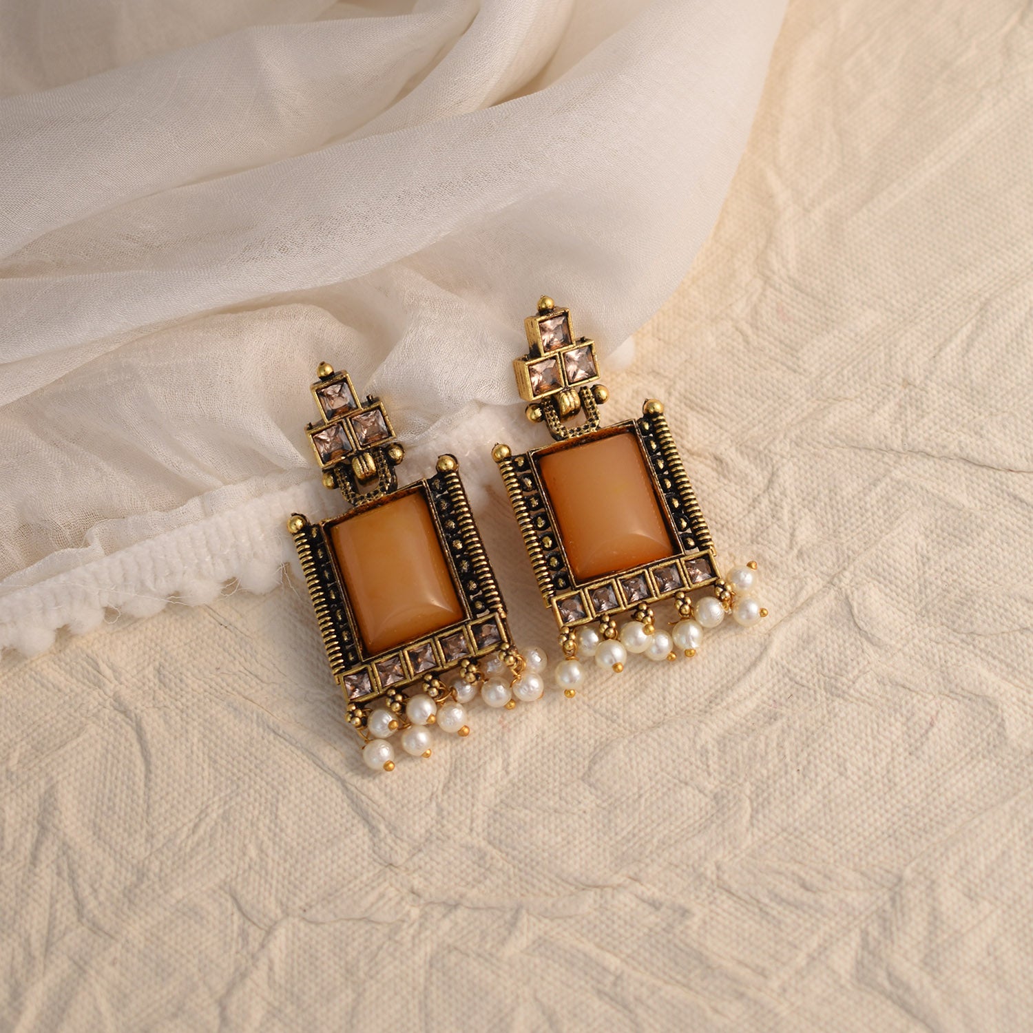 Arnika Caramel Earrings