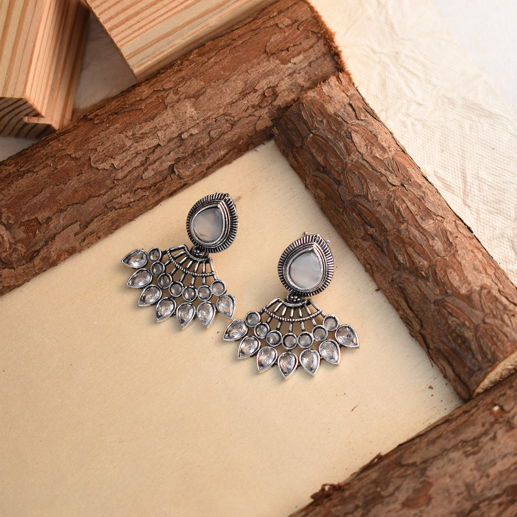 Manjari Grey Earrings