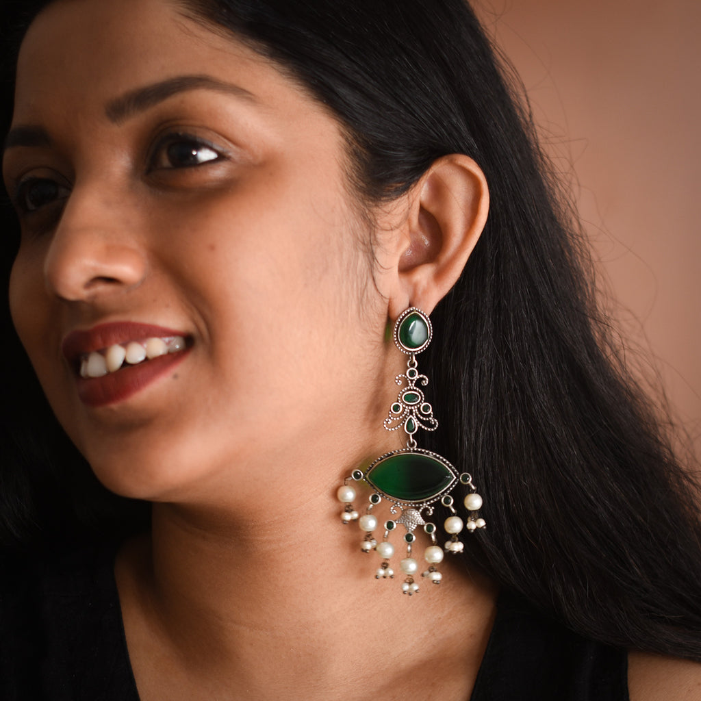 Nivya Oxidised Earring