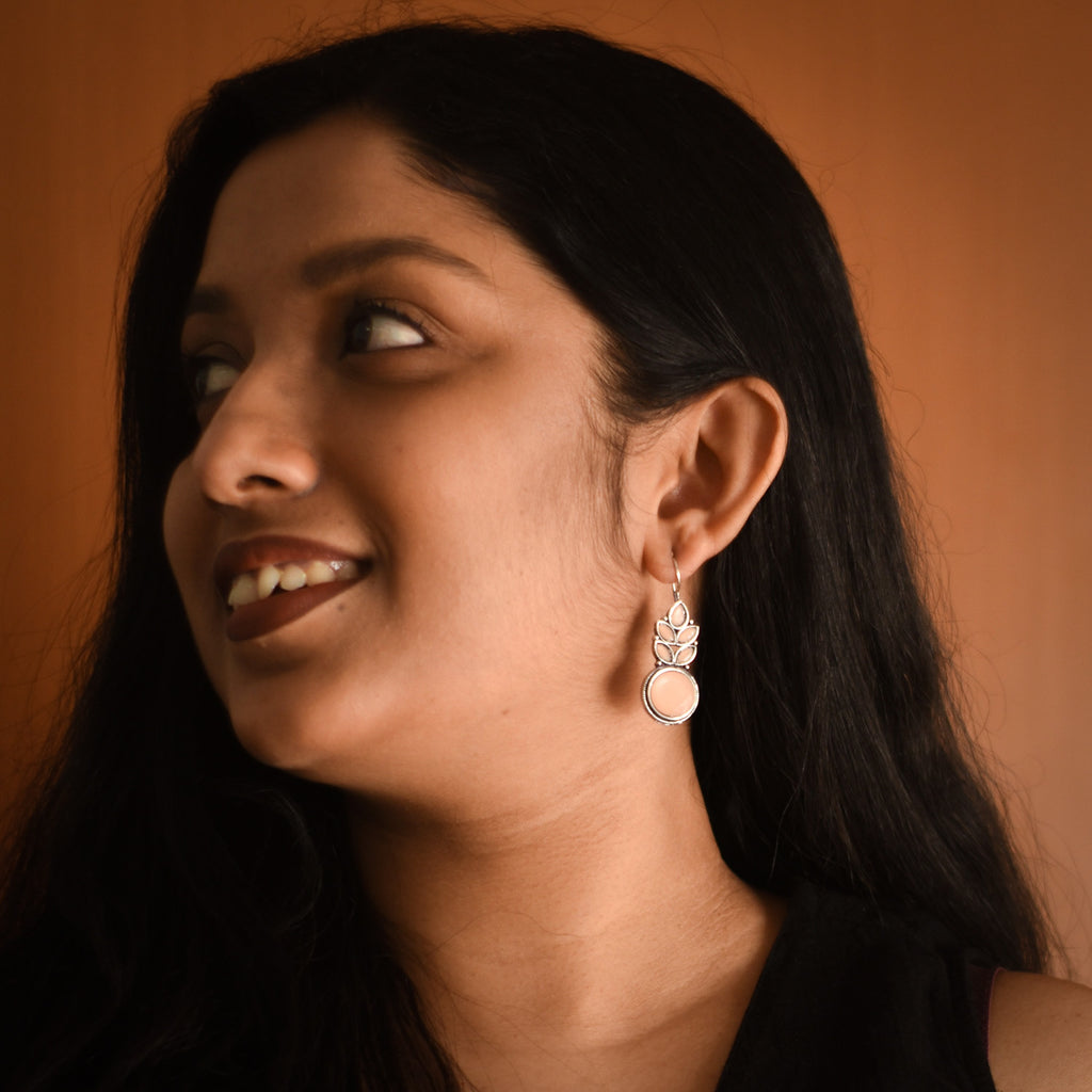 Aarika Peach Earrings