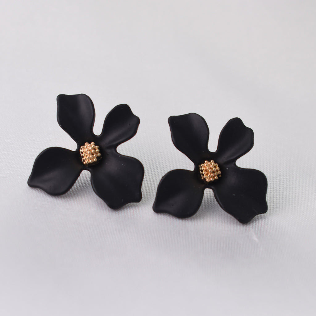 Noir Bloom Stud Earrings