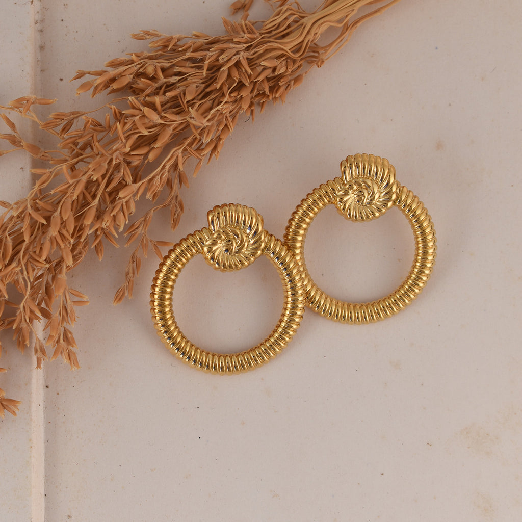 Aurelia Rope Circle Gold Earrings