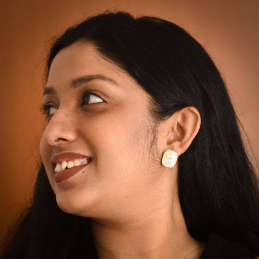 Alice Blush Pearl Stud Earrings