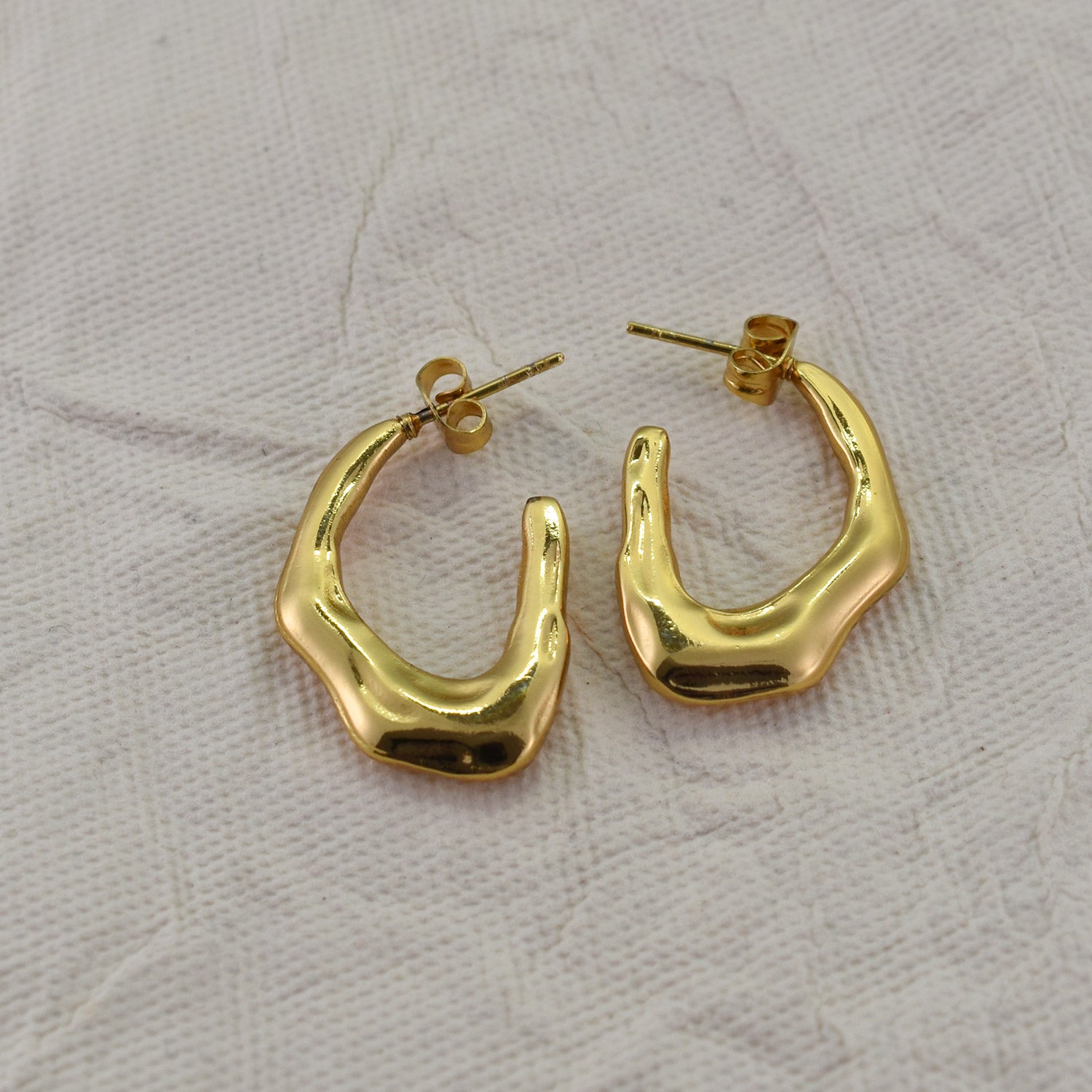 Inaya Everyday Earrings