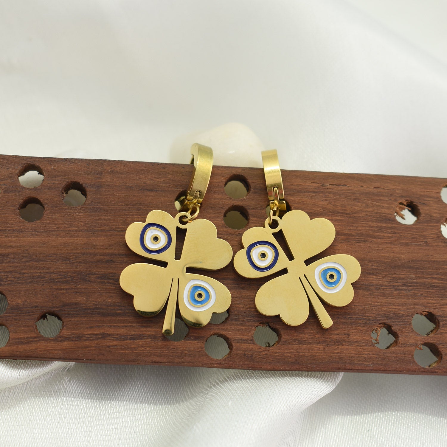 Saanika Everyday Earrings