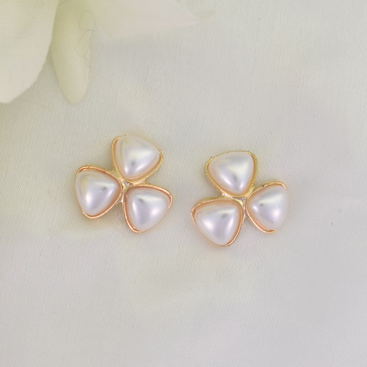 Eshae Everyday Earrings