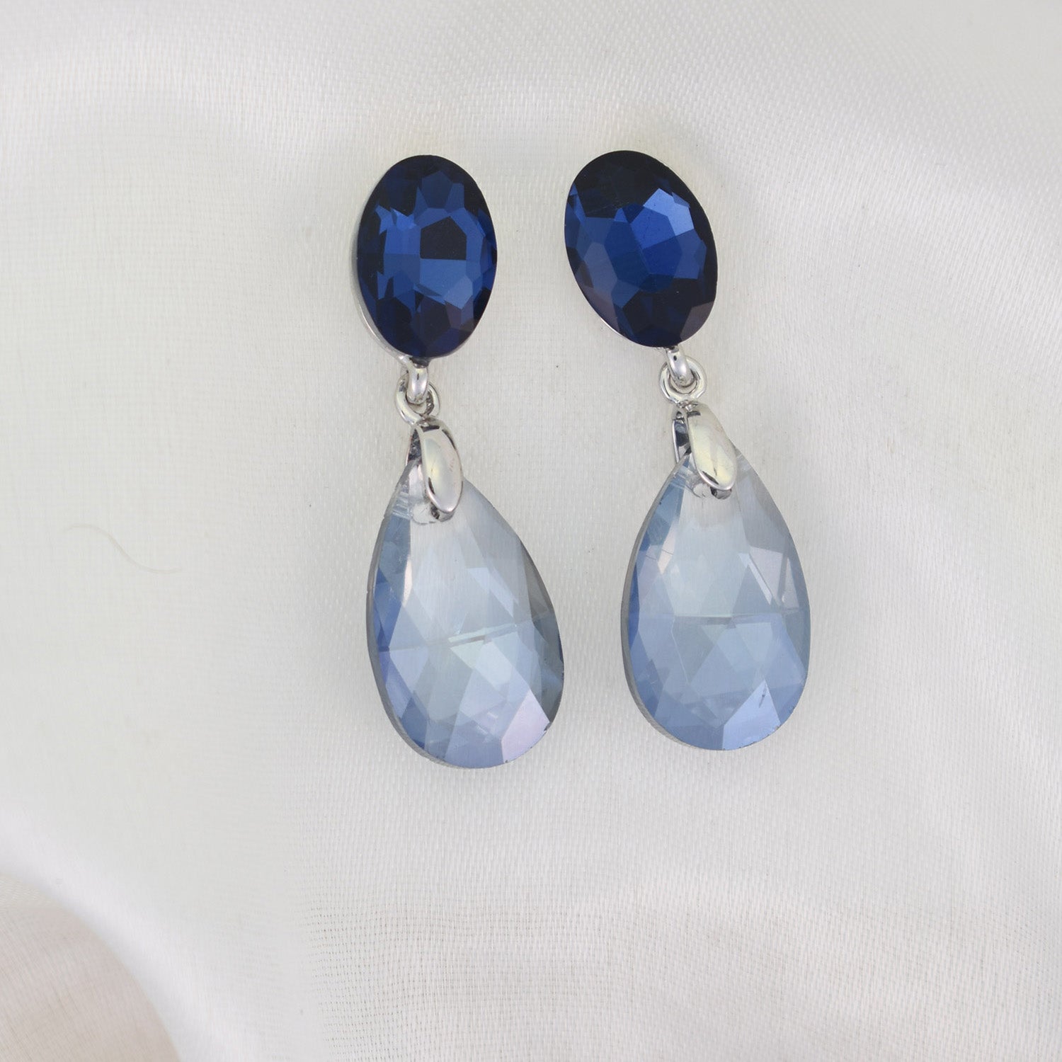 Amisha Everyday Earrings