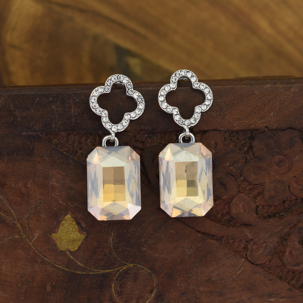 Avni Everyday Earrings