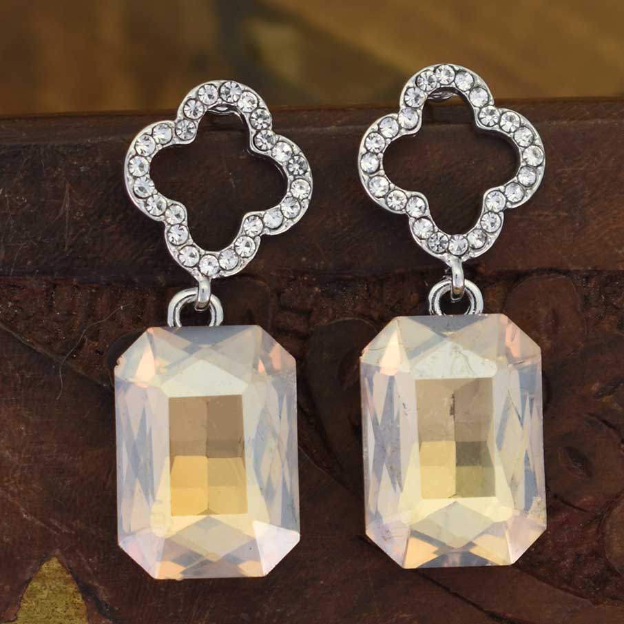 Avni Everyday Earrings