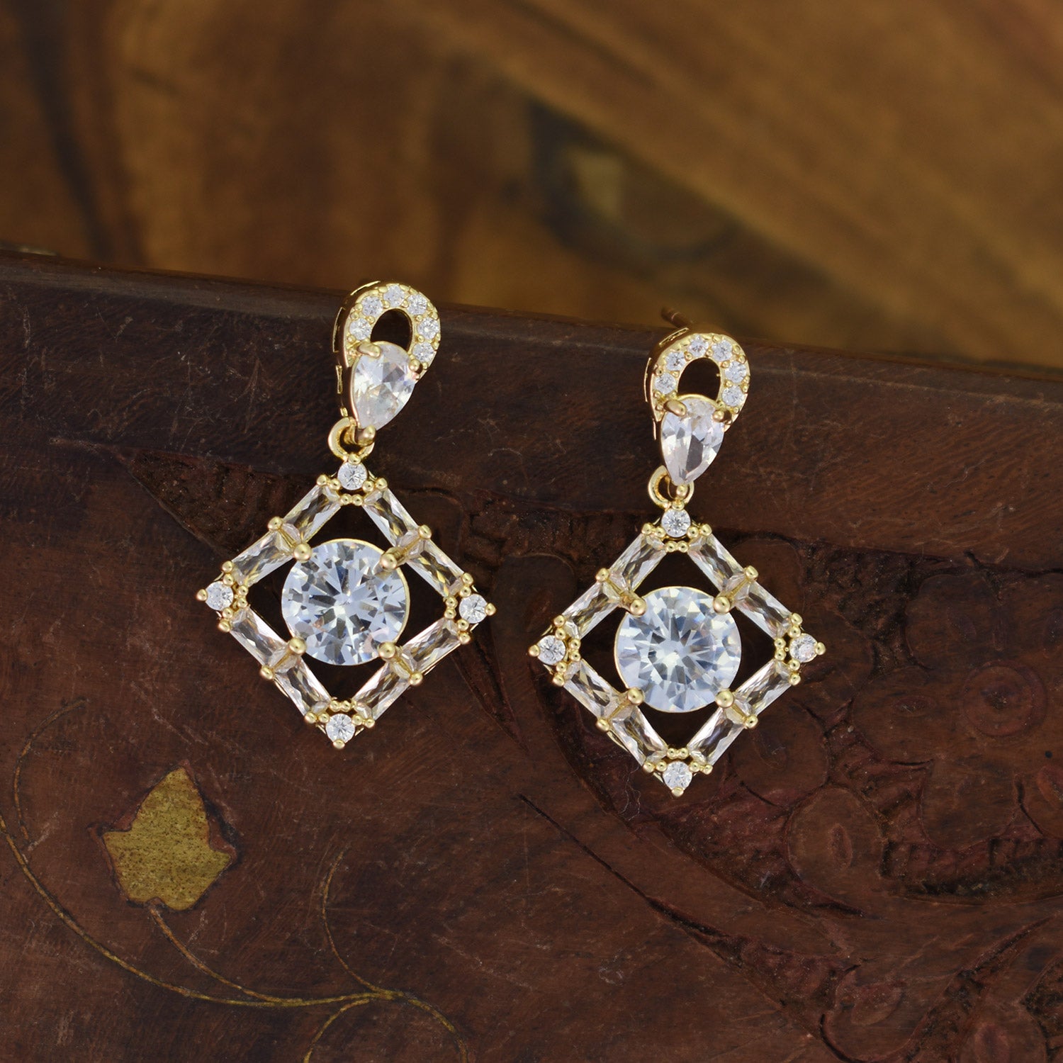 Ela Everyday Earrings