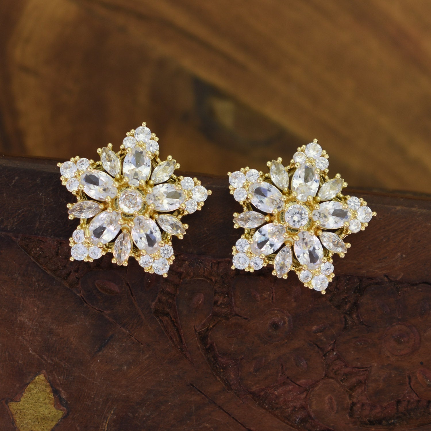 Aira	Everyday Earrings