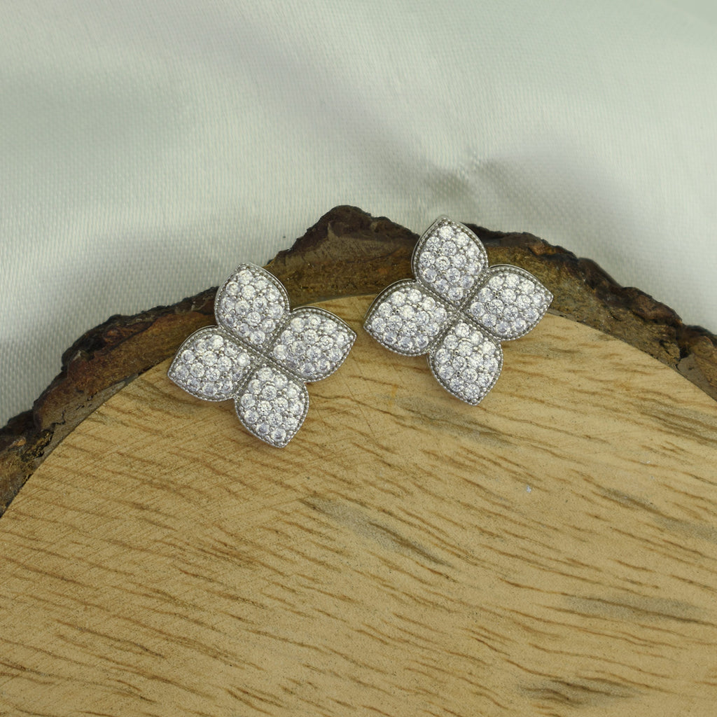 Veira Everyday Earrings