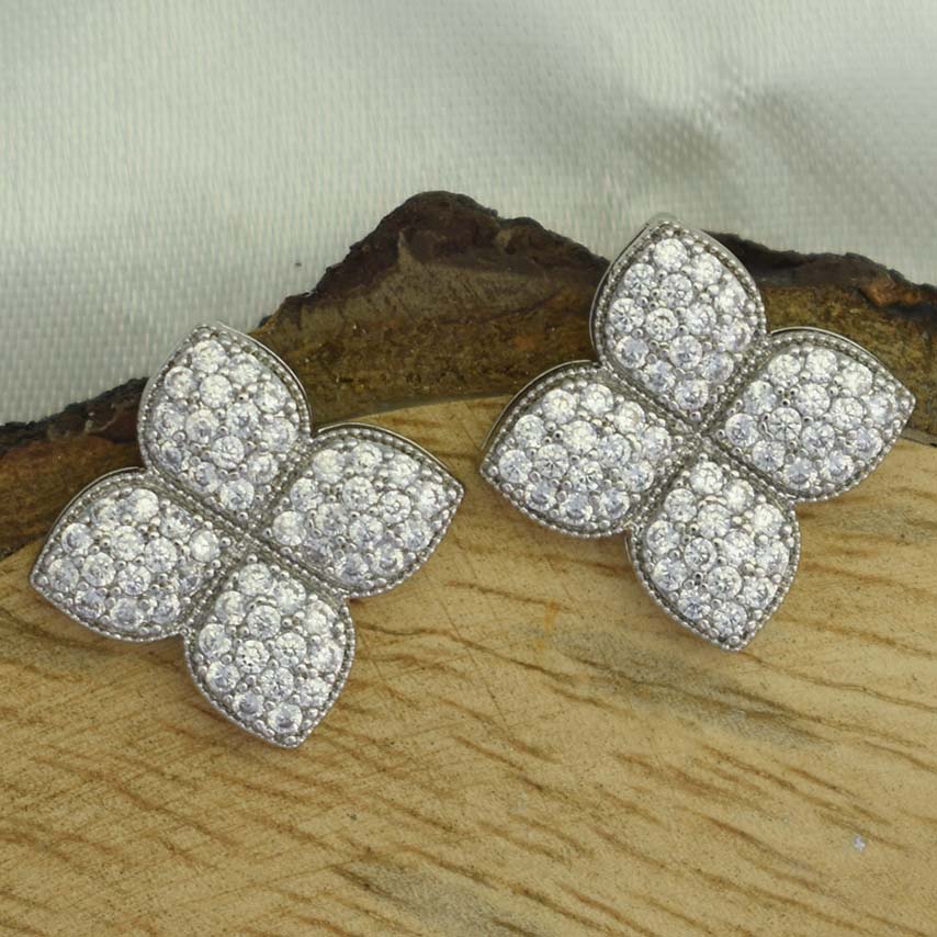 Veira Everyday Earrings