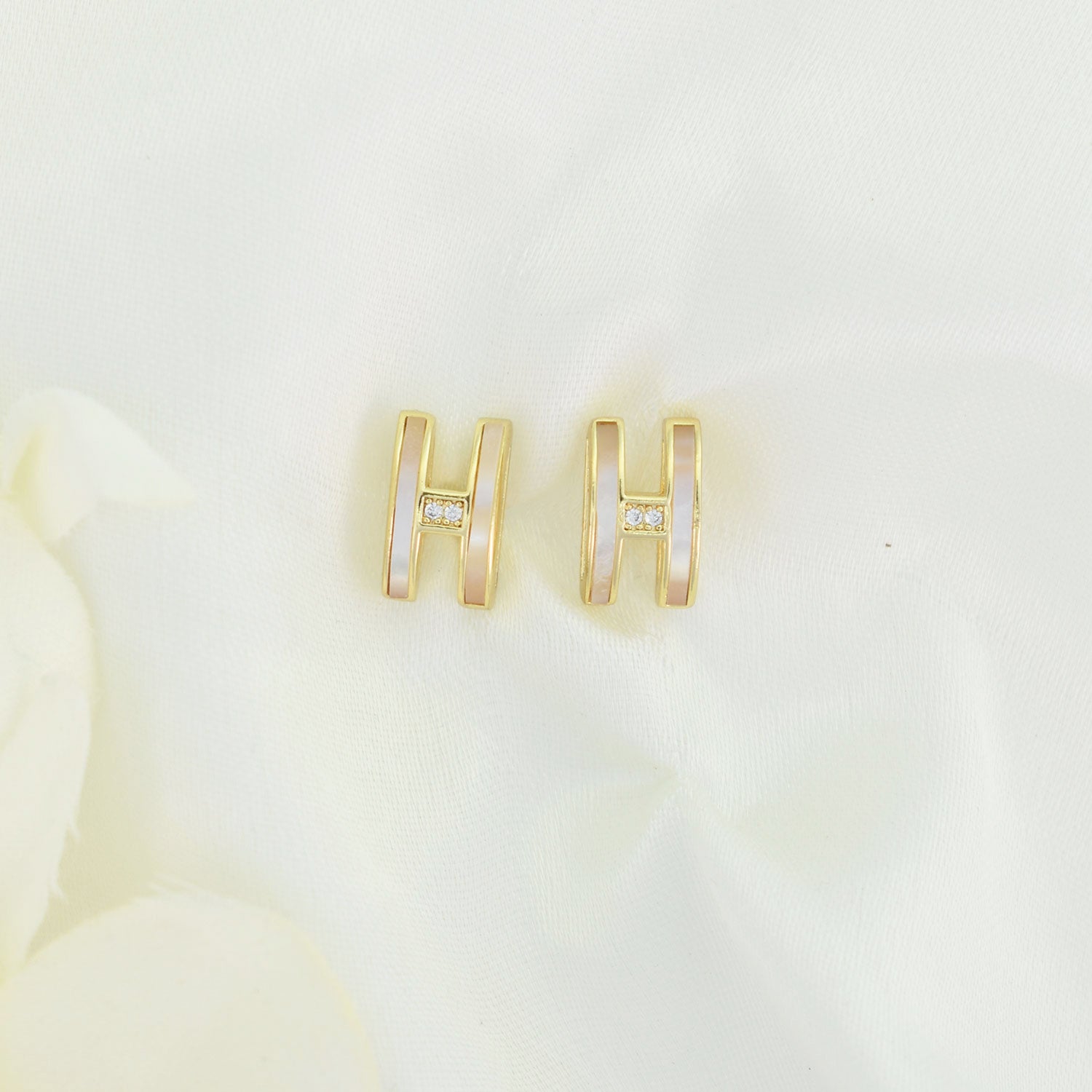 Arvaa Everyday Earrings