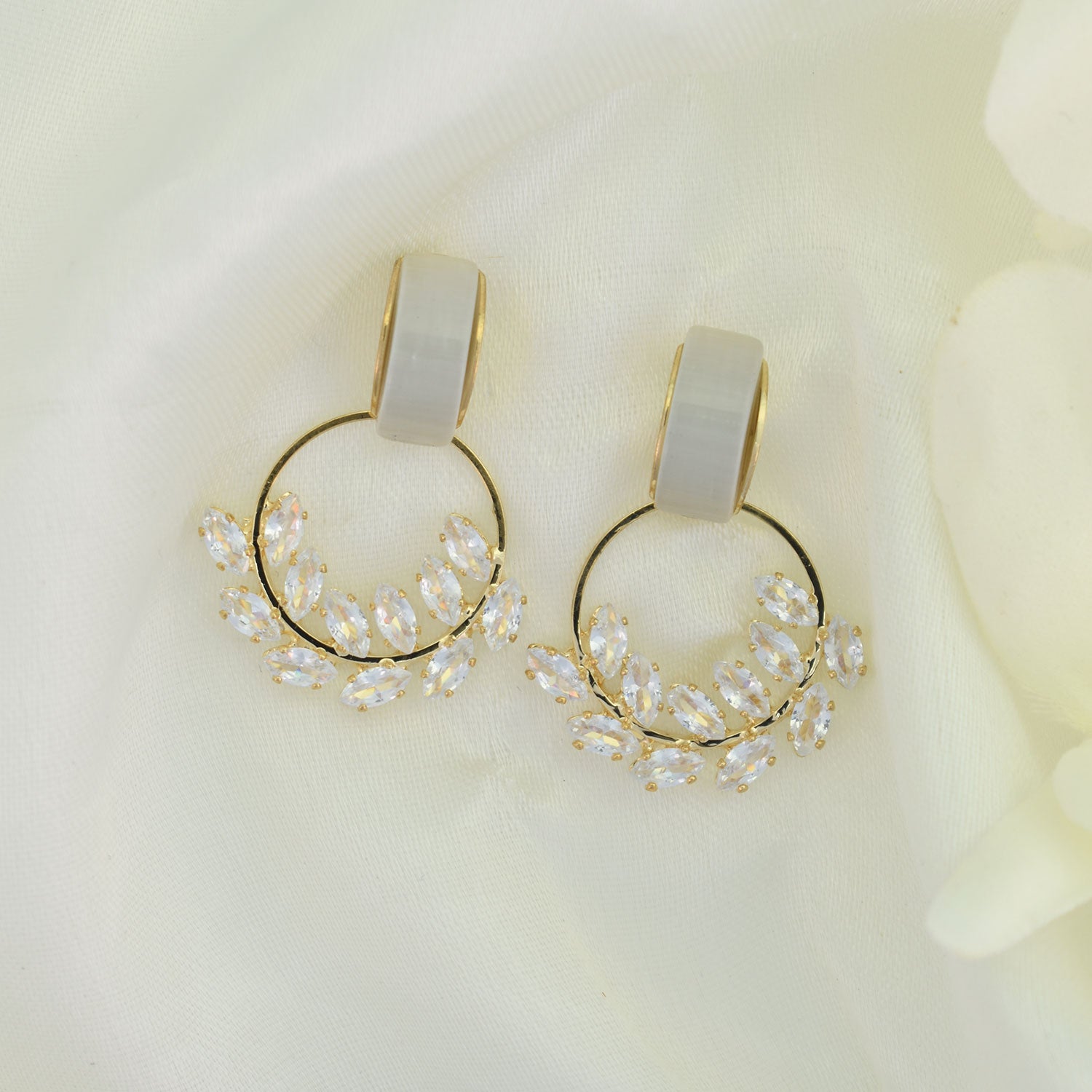 Leher Everyday Earrings