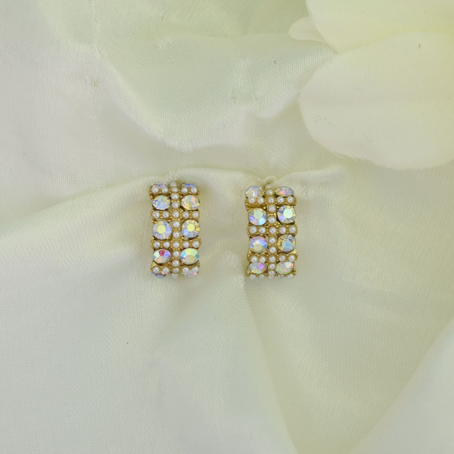 Ruhani Everyday Earrings