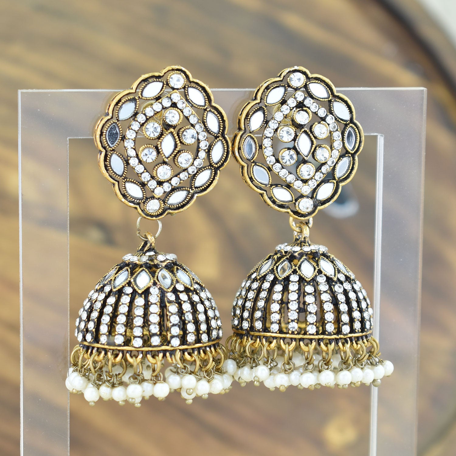 Arel	Ethnic/Traditional Earrings