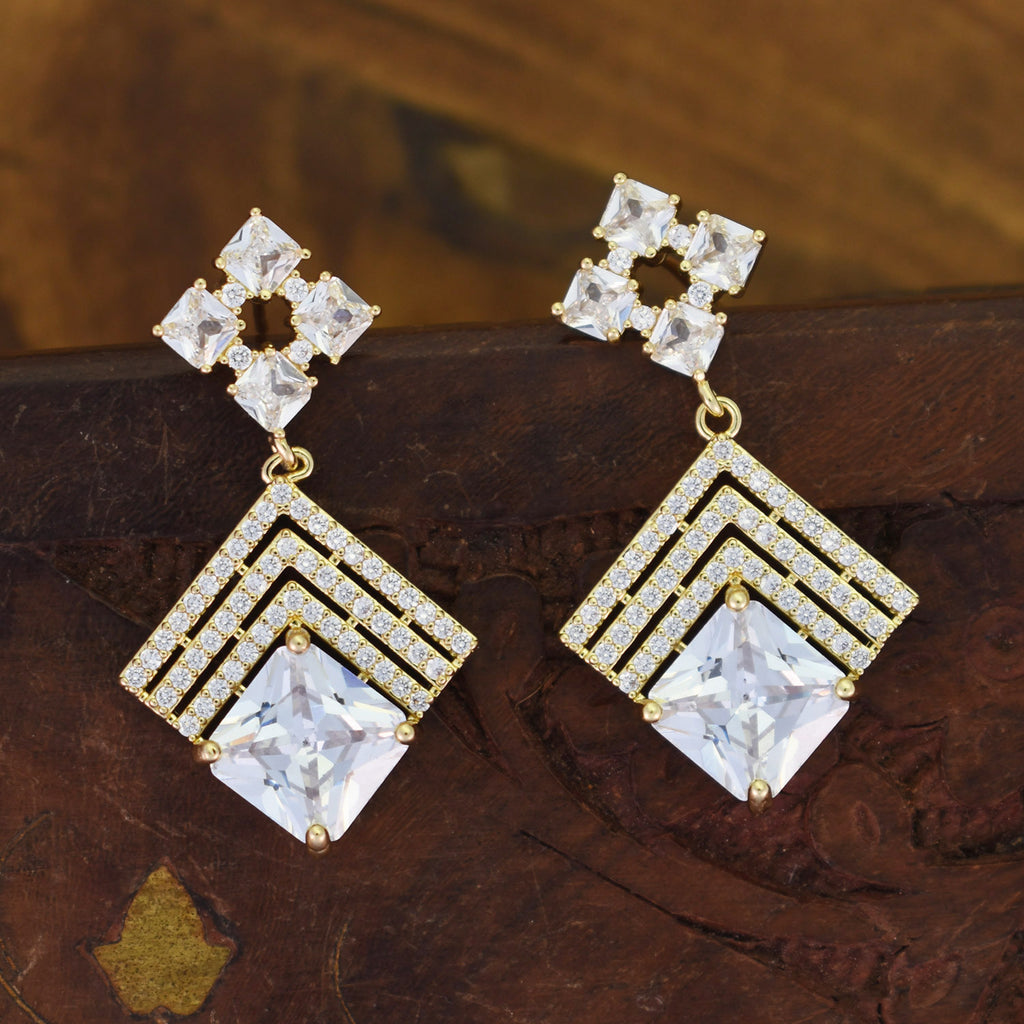 Sira	Everyday Earrings